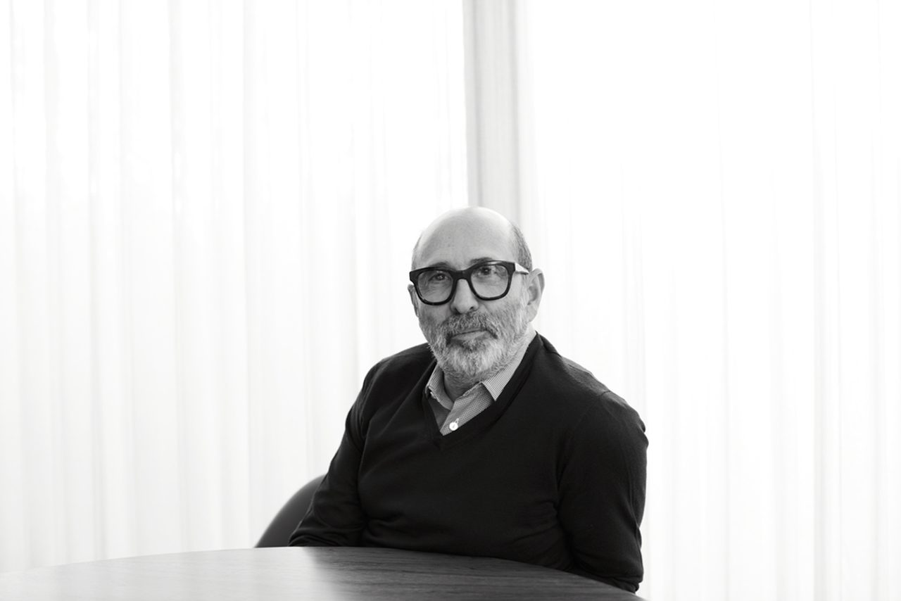 Isay Weinfeld Easy Resize com