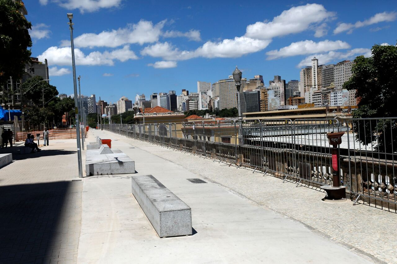 Rua Sapucai BH credito Rodrigo Clemente PBH Easy Resize com ()