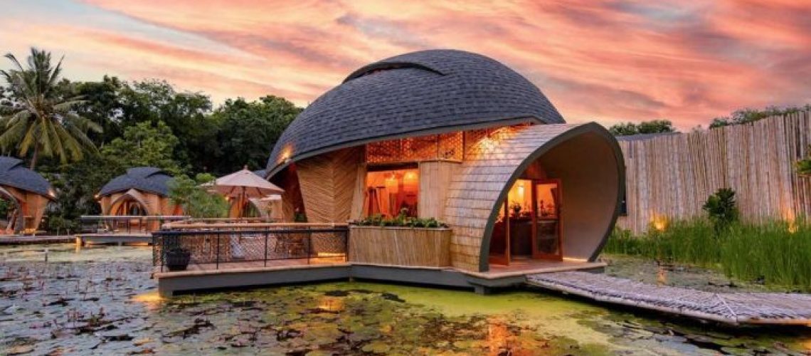 Casco de tartaruga inspira projeto de cabanas na Tailandia Sarawoot Jansaeng Aram Dersyn Studio Co x
