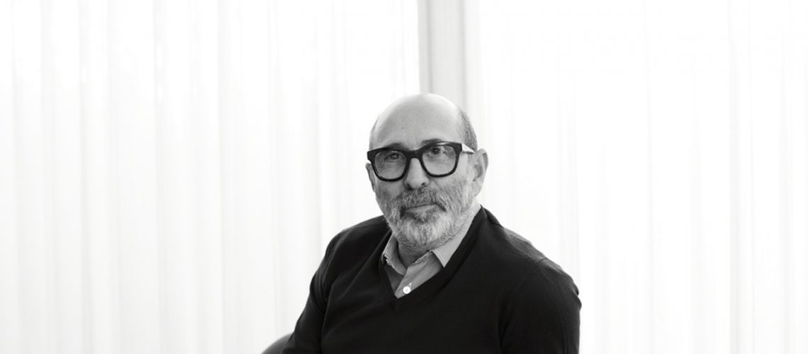 Isay Weinfeld Easy Resize com